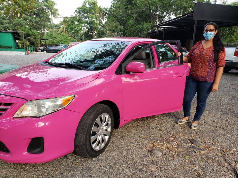 Lanzan de manera oficial el programa “Taxi Rosa” Lanzan de manera oficial el programa “Taxi Rosa”