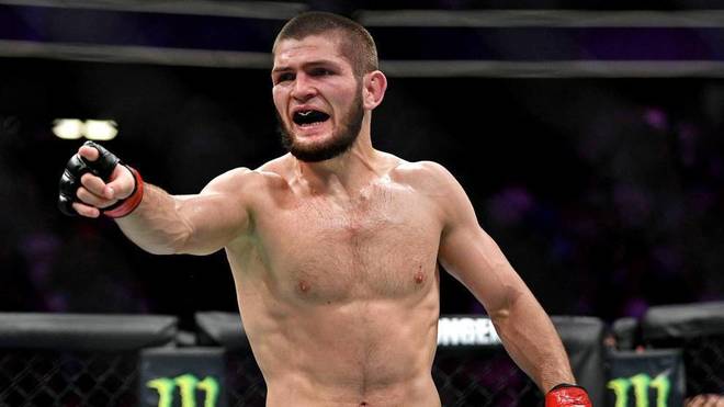 Kabib gana pelea por defensa del título de la UFC y anuncia su retirada