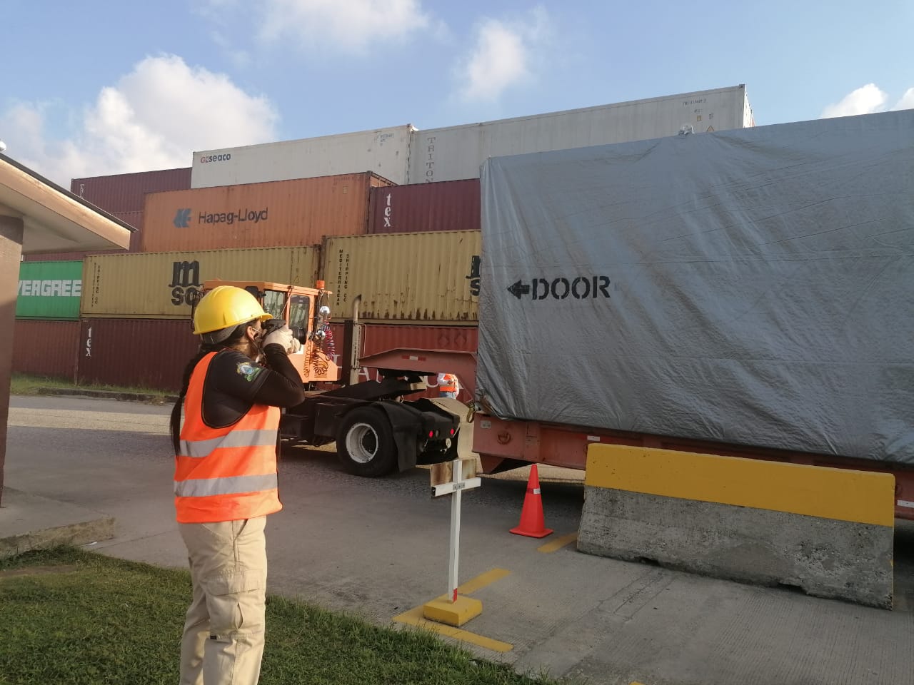 Según MP diez días durará inspección de los dos hospitales móviles recién llegados  