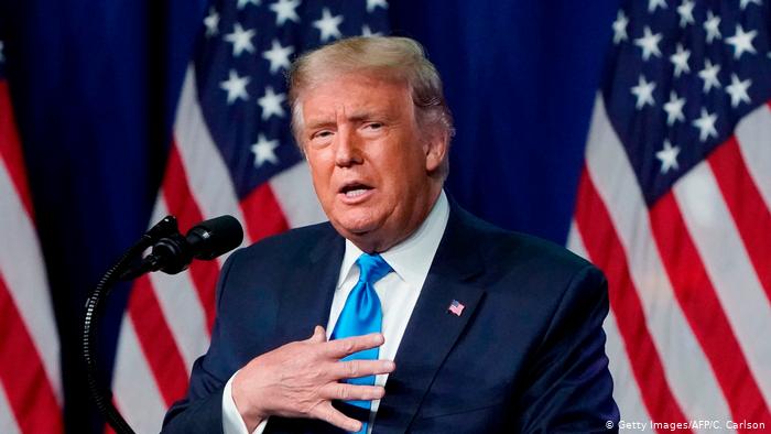 Donald Trump renuncia a liderar mientras la pandemia del Coronavirus empeora