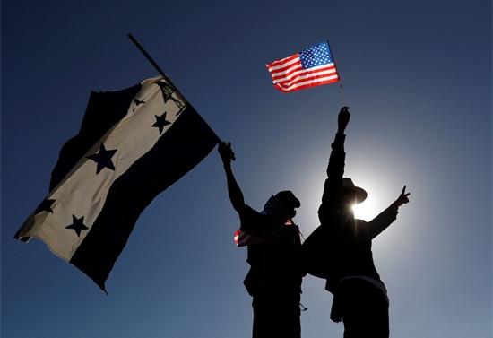 Hondureños en EEUU solicitan herramientas para votar en las elecciones primarias del 2021