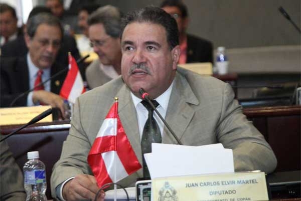 Diputado Juan Carlos Elvir: «La ley de política limpia es importante para conocer los orígenes de los recursos de los partidos»»