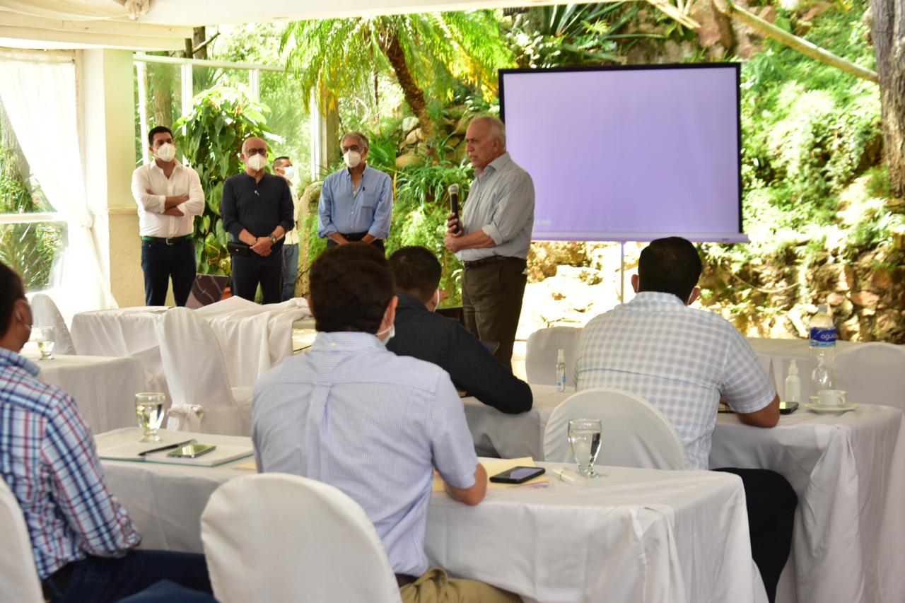 Mauricio Oliva asegura que ganará las próximas elecciones