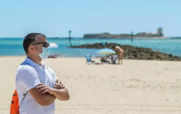 Unas 30 mil personas velarán porque se cumplan medidas de bioseguridad en feriado morazánico Unas 30 mil personas velarán porque se cumplan medidas de bioseguridad en feriado morazánico