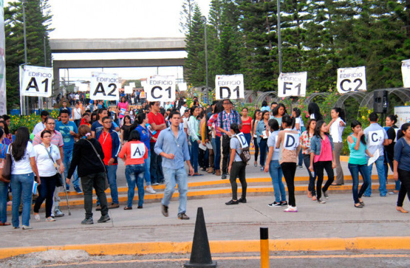 Más de 17 mil aspirantes realizarán la prueba de actitud academia en la UNAH Más de 17 mil aspirantes realizarán la prueba de actitud academia en la UNAH