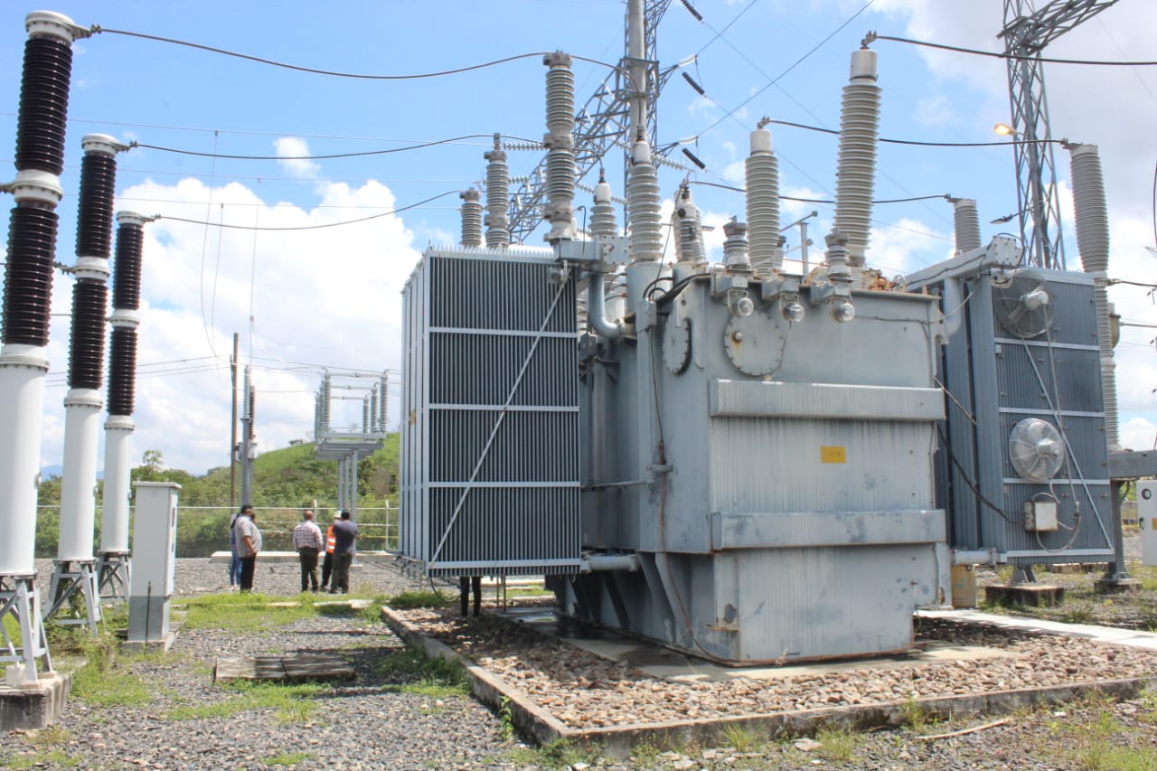 ENEE Socializa sustitución de equipo en sub estación de Toncontín 