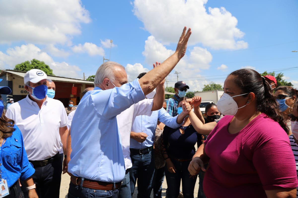 Mauricio Oliva prometió hacer de SPS la mejor ciudad de Honduras y Centroamérica Mauricio Oliva prometió hacer de SPS la mejor ciudad de Honduras y Centroamérica