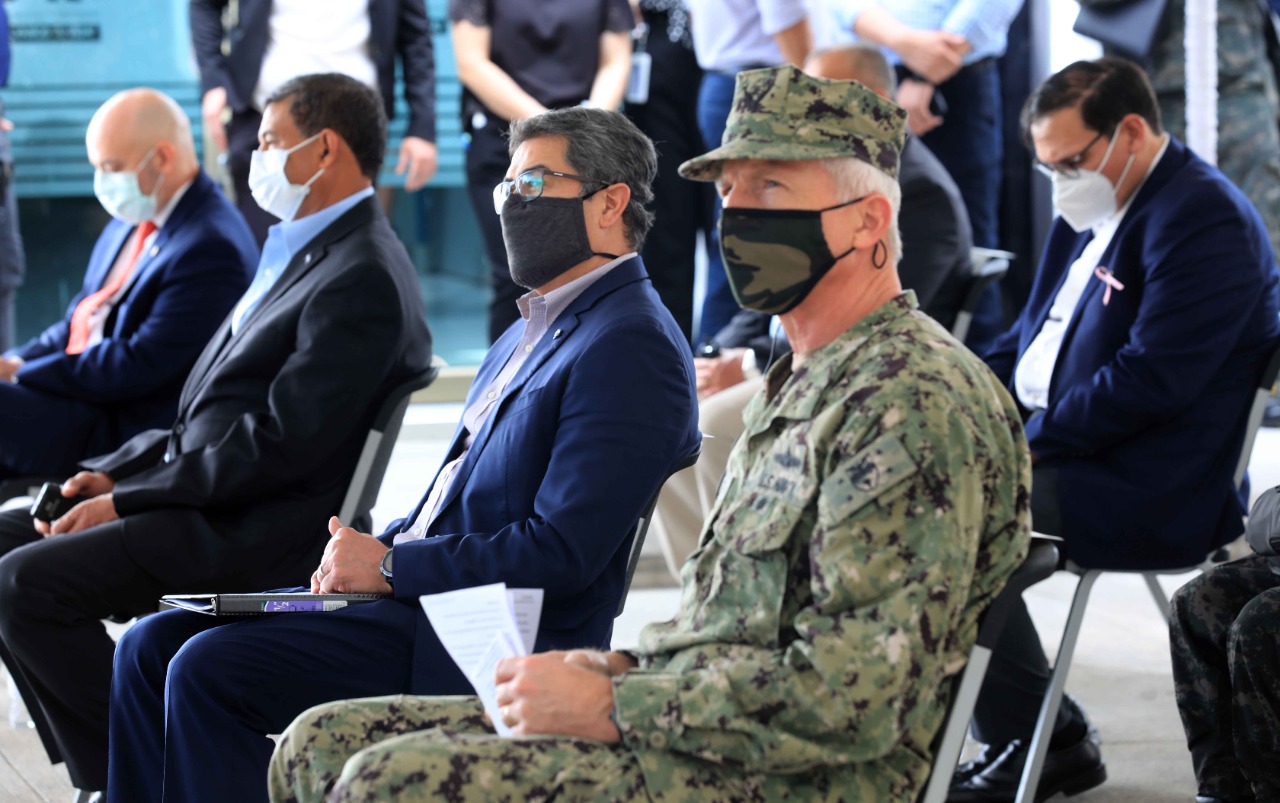 Jefe del Comando Sur de EEUU reconoce labor de Honduras en la Operación Dominio Jefe del Comando Sur de EEUU reconoce labor de Honduras en la Operación Dominio