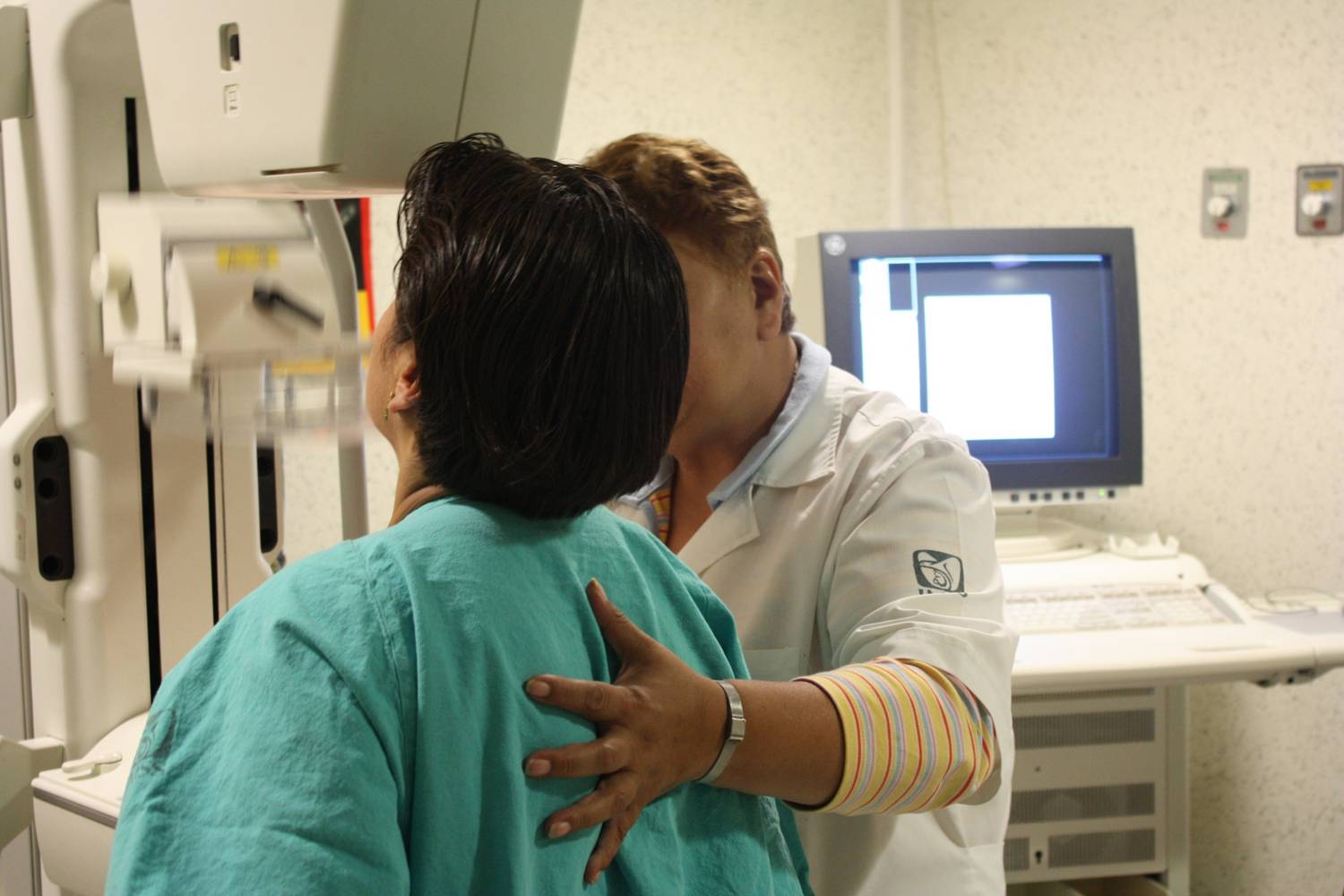 Cada año se registran 1,400 casos nuevos de cáncer uterino Cada año se registran 1,400 casos nuevos de cáncer uterino