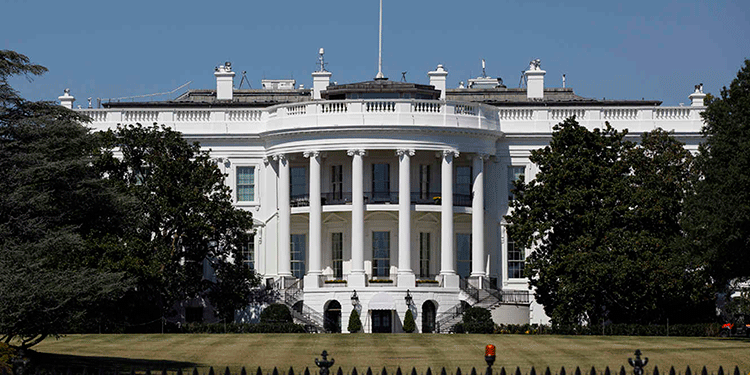 La Casa Blanca anunció que el vicepresidente Pence recibirá este viernes la vacuna contra la Covid-19