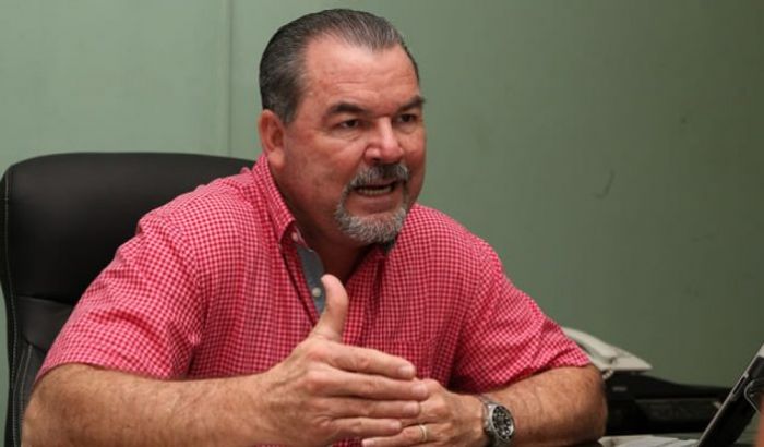 Roberto Contreras aclara que hasta el momento no se adhirió a ningún otro precandidato Roberto Contreras aclara que hasta el momento no se adhirió a ningún otro precandidato