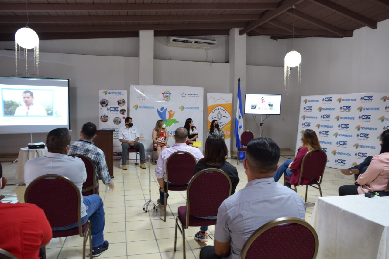 ¨Honduras se Levanta¨ en la Región Valles de Comayagua reactivara la economía y apoyara a productores ¨Honduras se Levanta¨ en la Región Valles de Comayagua reactivara la economía y apoyara a productores