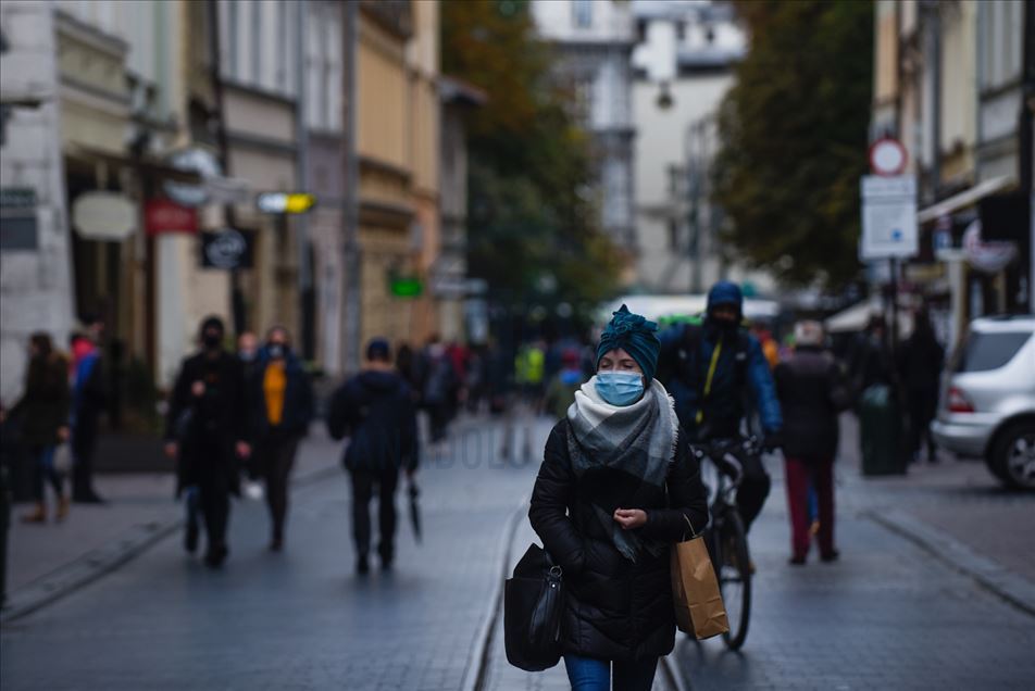 El número de casos en Polonia se triplicó en menos de un mes El número de casos en Polonia se triplicó en menos de un mes
