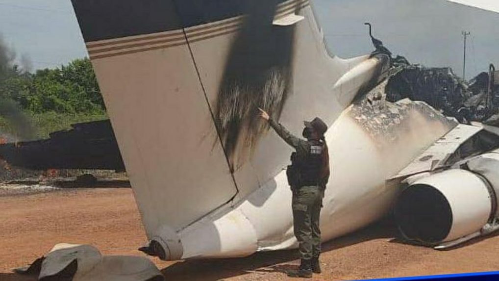 Venezuela destruye avión con siglas norteamericanas que ingreso ilegalmente a su territorio