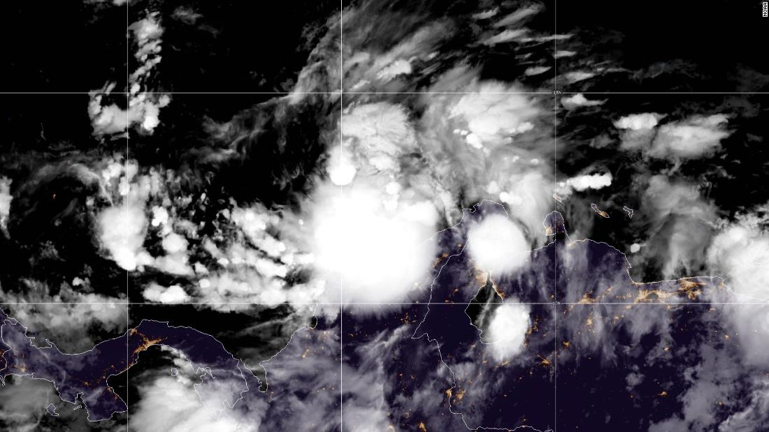 Copeco informa que IOTA es Huracán categoría 1 y sus bandas dejarán lluvias en todo el país Copeco informa que IOTA es Huracán categoría 1 y sus bandas dejarán lluvias en todo el país