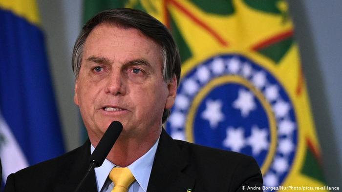 Jair Bolsonaro: “Brasil tiene que dejar de ser un país de maricas” Jair Bolsonaro: “Brasil tiene que dejar de ser un país de maricas”