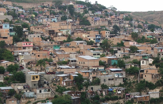 Unos 200 barrios y colonias capitalinas están en riesgo por huracán Iota según especialista