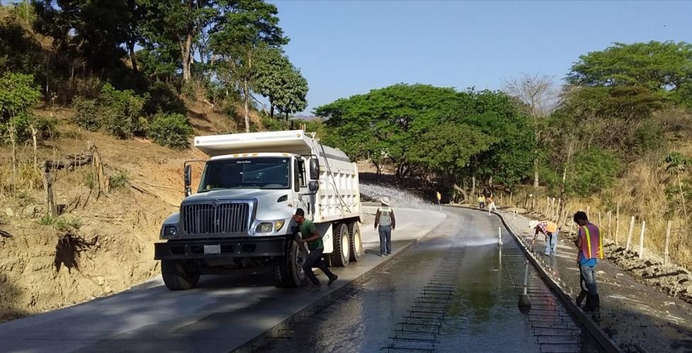 Ministro de Sedecoas:   «Se han reparado 29 puntos carreteros afectados por Iota»  