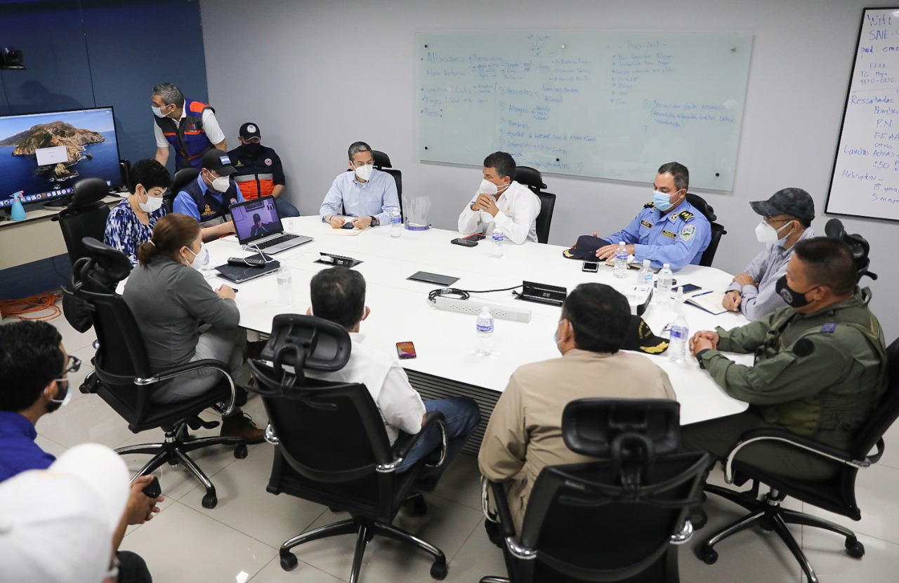 Equipo de alto nivel del Gobierno anuncia pronta habilitación del aeropuerto de San Pedro Sula