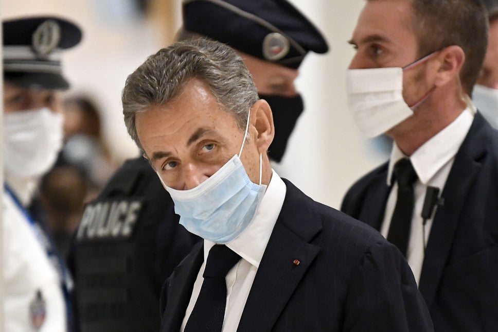 Expresidente francés Nicolás Sarkozy pide que se anule el juicio contra él por corrupción