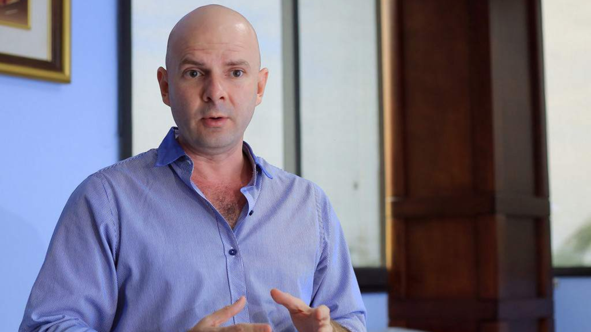 Pedro Barquero: » Hay que esperar a que bajen las aguas para acelerar los trabajos de limpieza y reconstrucción». Pedro Barquero: » Hay que esperar a que bajen las aguas para acelerar los trabajos de limpieza y reconstrucción».