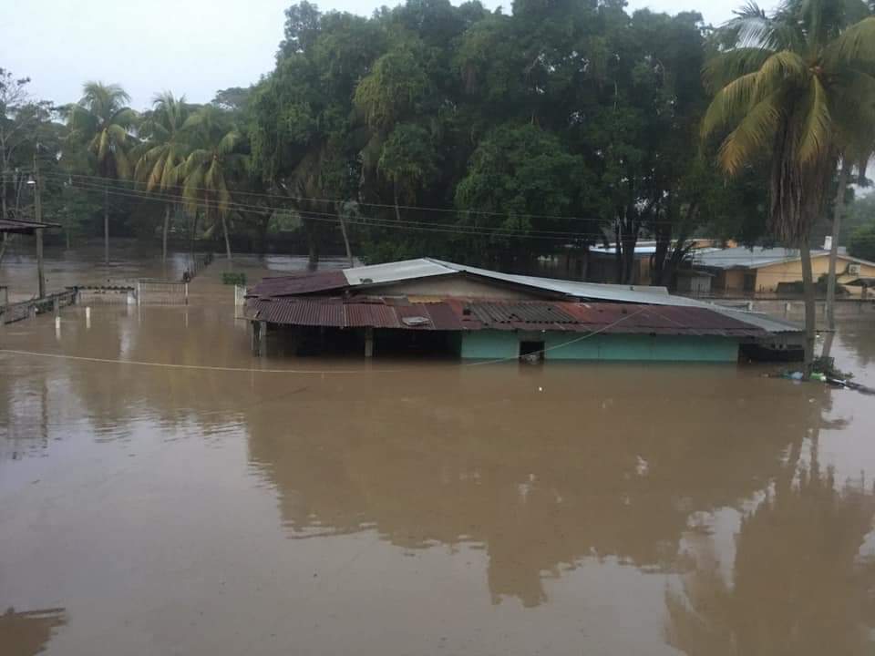 Advierten sobre una serie de enfermedades que podría causar aguas estancadas por «Eta»