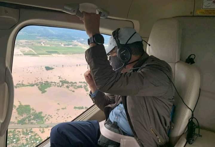 Presidente Hernández felicita a pilotos de FAH y les pide rescatar hasta el último hondureño de zonas de riesgo