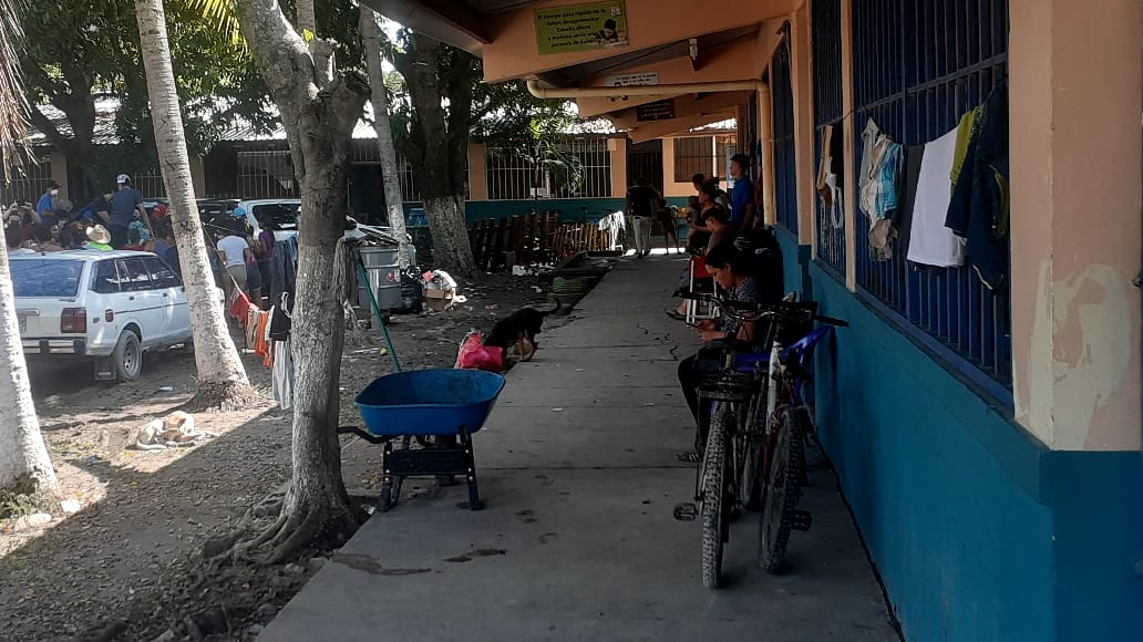 Si no se entregan mascarillas en los albergues se vendrá un repunte de Covid-19 advierte doctor Umaña