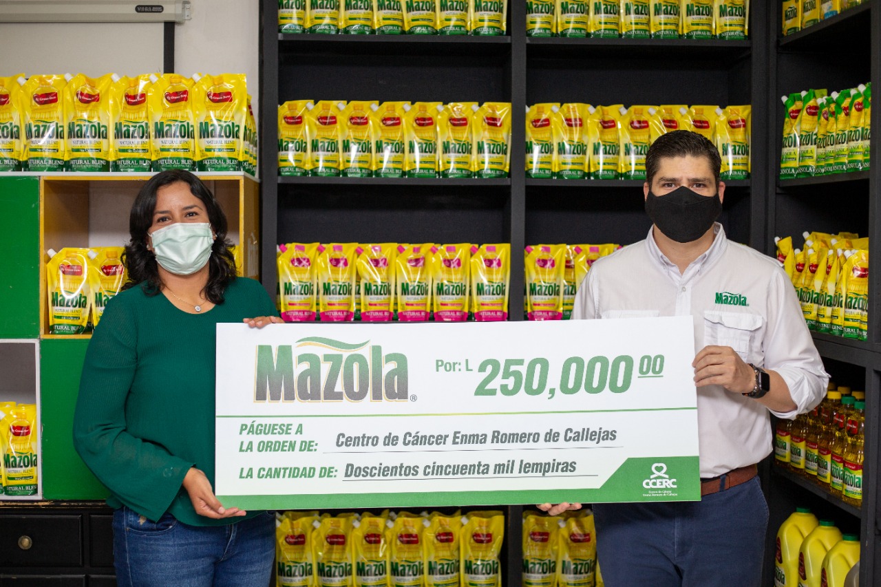 Mazola realiza importante donativo para la lucha contra el cáncer en Honduras