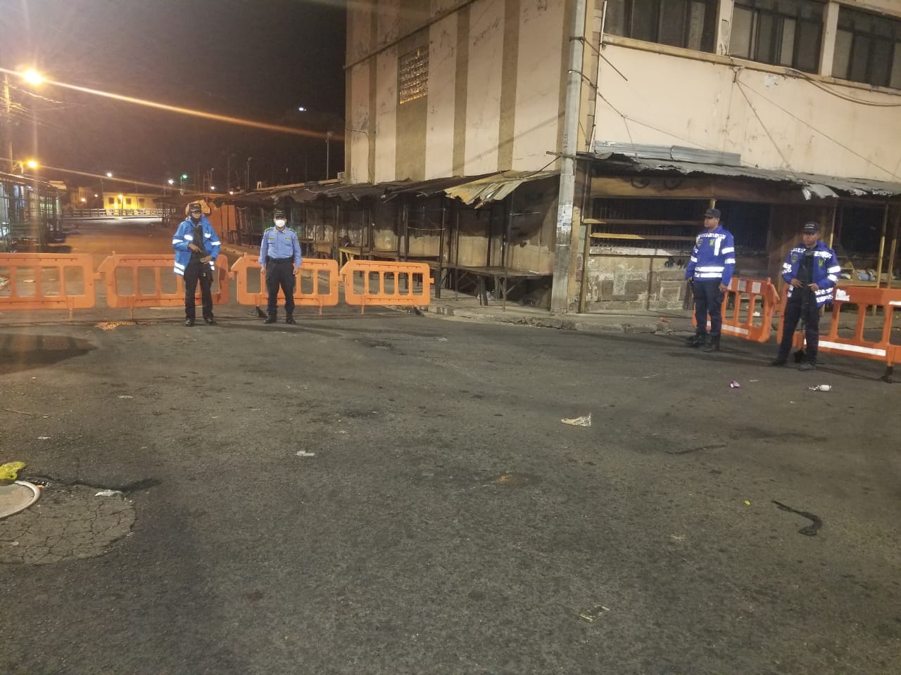 Cierran puentes que comunican Tegucigalpa con Comayaguela ante posible desbordamiento del Río Choluteca