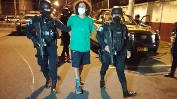 Capturan a hondureño implicado en actos vandálicos en Guatemala Capturan a hondureño implicado en actos vandálicos en Guatemala