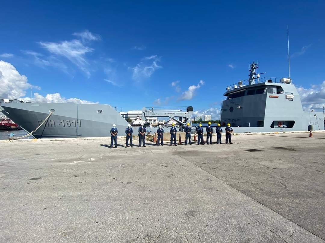 Vocero de FFAA: Buque “Gracias a Dios” traerá 180 toneladas de ayuda humanitaria