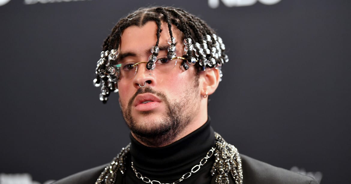 Bad Bunny arrasa en los American Music Awards