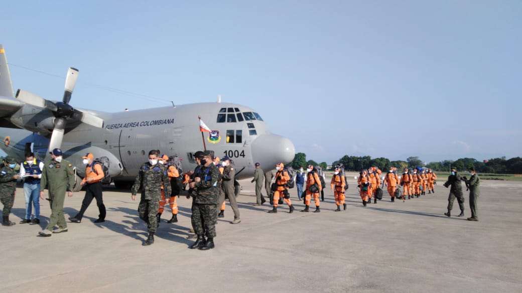 Colombia se solidariza con Honduras y envía un hospital, equipos y personal para ayudar en labores de rescate en SPS