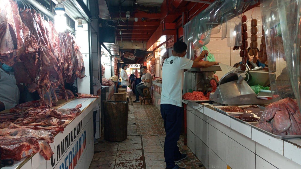 Sanciones hasta penales podrían enfrentar especuladores de precios en productos de temporada: Adecabah