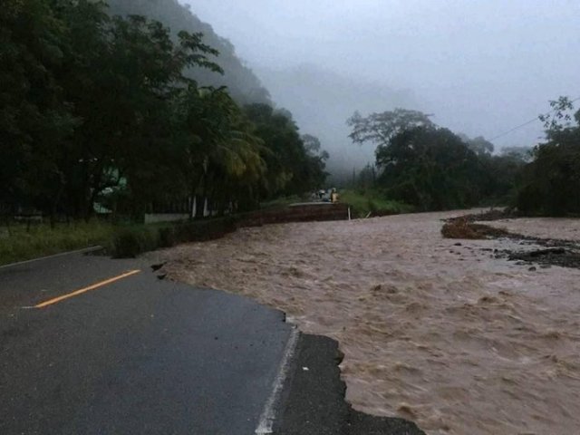 Invest-H: «L. 12,000 millones se necesitan para reconstruir la infraestructura vial» 