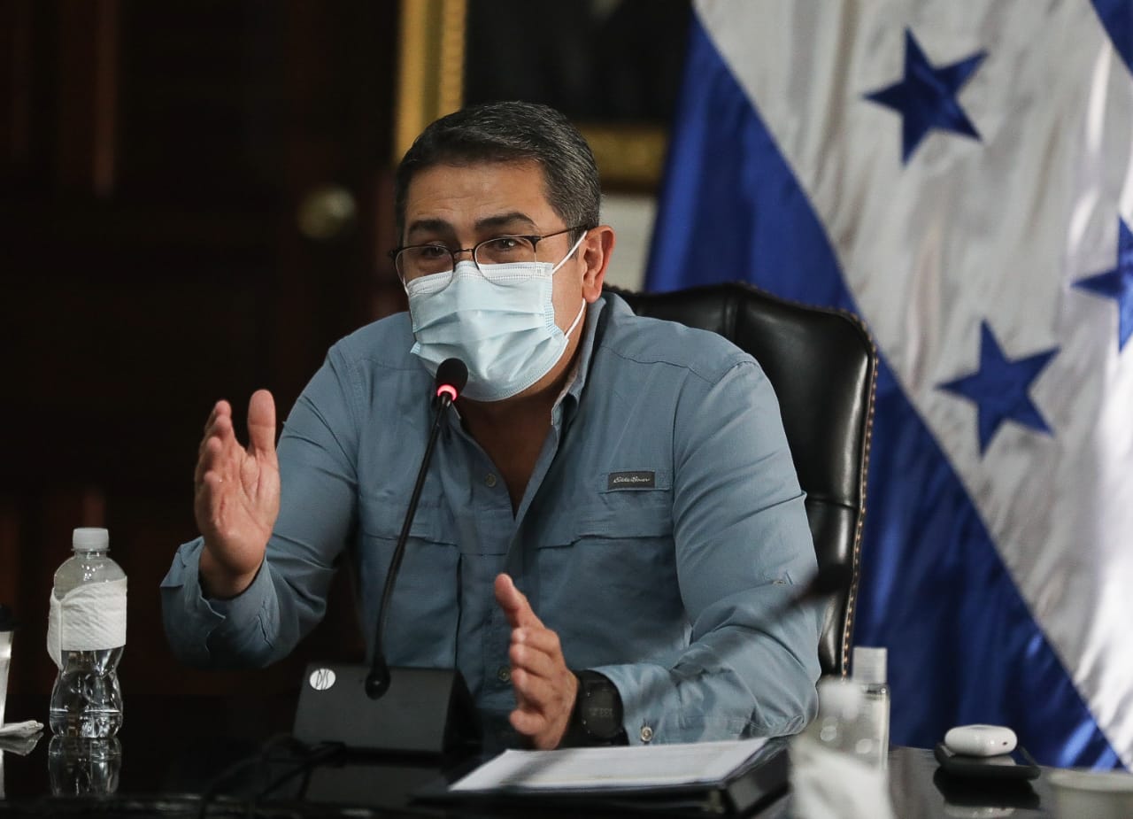 Presidente Hernández plantea al G-16 situación del país después de tormentas Eta y Iota Presidente Hernández plantea al G-16 situación del país después de tormentas Eta y Iota