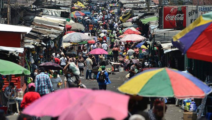 Circulación sin restricción de toda la población se mantiene a nivel nacional Circulación sin restricción de toda la población se mantiene a nivel nacional