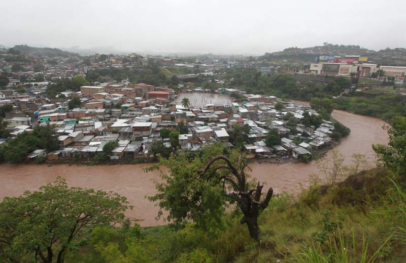 Jefe de alerta temprana : » Las zonas bajas de Choluteca presentarán en las próximas horas inundaciones»