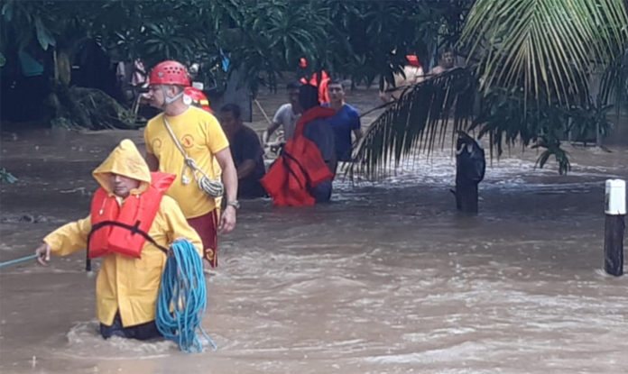 Alcalde : «La Ceiba declaro estado de emergencia ante la llegada del huracán Eta». Alcalde : «La Ceiba declaro estado de emergencia ante la llegada del huracán Eta».