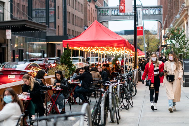 Casos de Covid-19 en Nueva York aumentan a los preocupantes niveles de abril