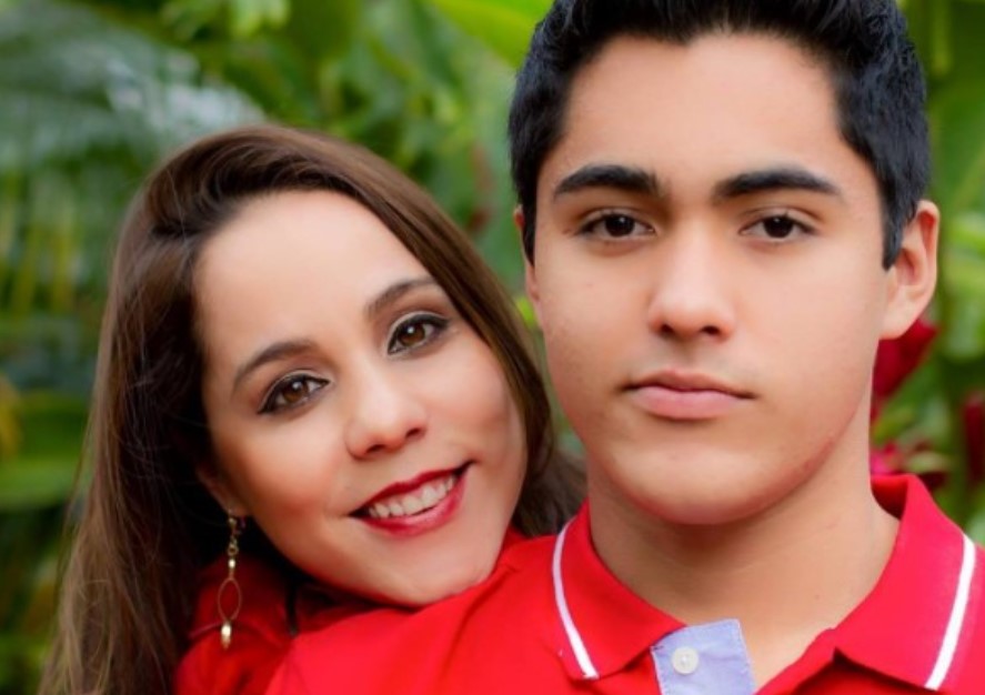 Madre de Carlos Collier contenta porque el caso de su hijo no quedó en la impunidad