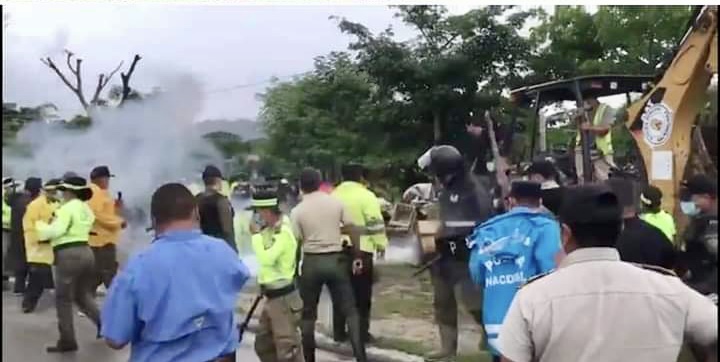 Director DIDADPOL: » Si investigaciones vinculan a policías en desalojos violentos se levantarán procesos disciplinarios»