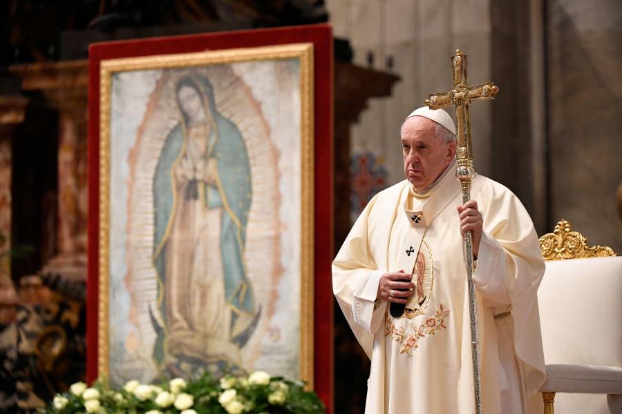 Papa Francisco celebra misa por la Virgen de Guadalupe en el Vaticano