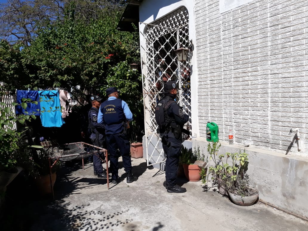 Incautan una casa y un terreno que permanecía a estructuras criminales que delinquen en el norte del país