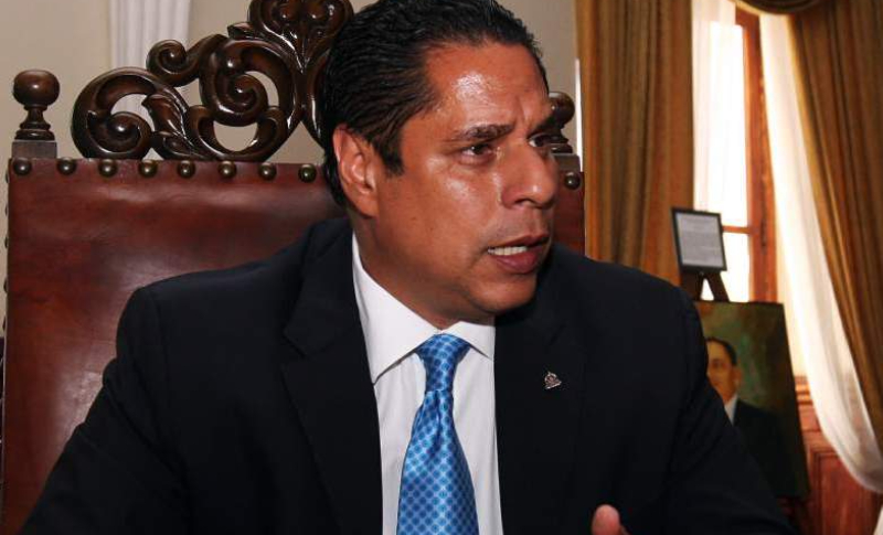 Miguel Pastor se defenderá en libertad Miguel Pastor se defenderá en libertad