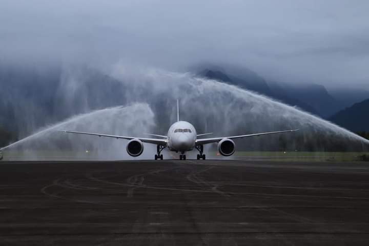 En La Ceiba: Aterriza hoy primer vuelo internacional en Golosón En La Ceiba: Aterriza hoy primer vuelo internacional en Golosón