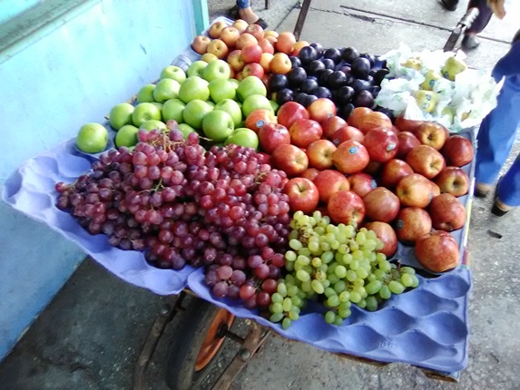 Aumenta el precio de las frutas ante la llegada de navidad Aumenta el precio de las frutas ante la llegada de navidad