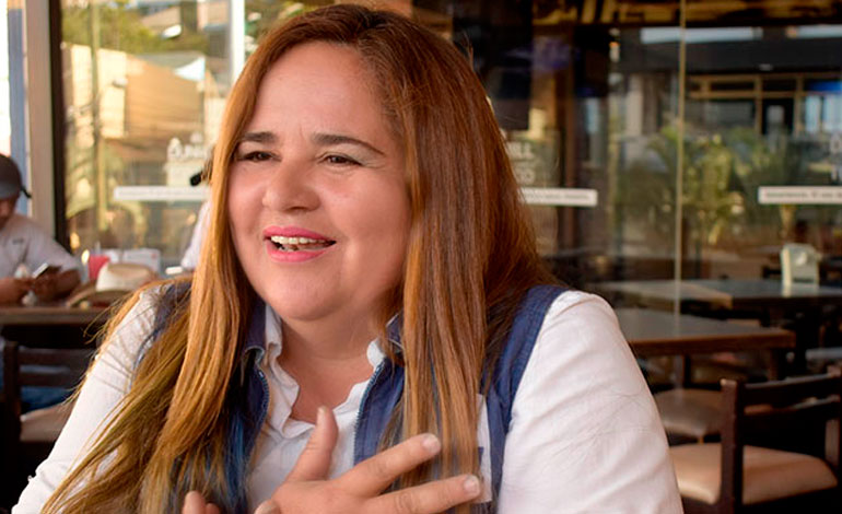 «Hay mala intención con volver a pedir esas constancias de vecindad»: Loreley Fernández «Hay mala intención con volver a pedir esas constancias de vecindad»: Loreley Fernández