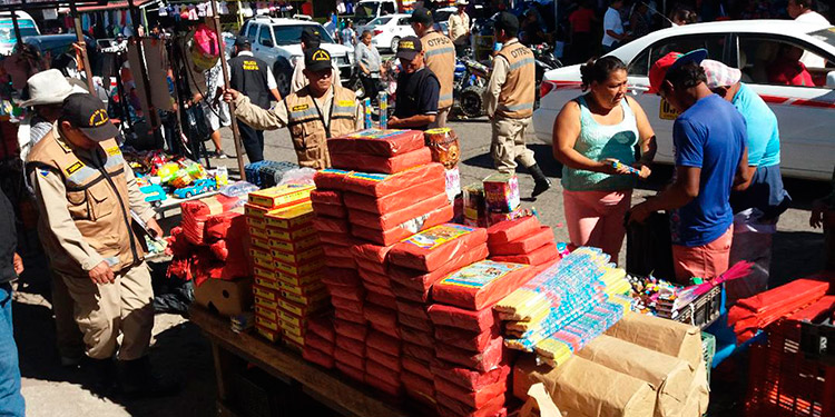 Multas hasta de 50 mil lempiras por uso de pólvora en navidad